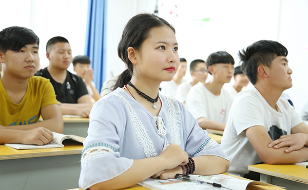  中专学校学生如何制定升学规划?